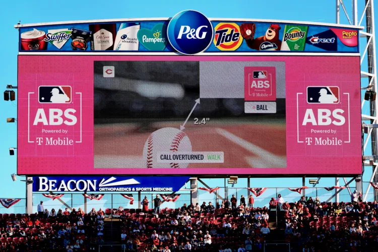 Robot umpires flip 54% of challenged calls in ABS debut